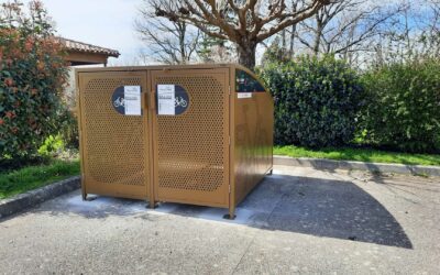 Un box à vélos sur la Véloccitanie à Sorèze