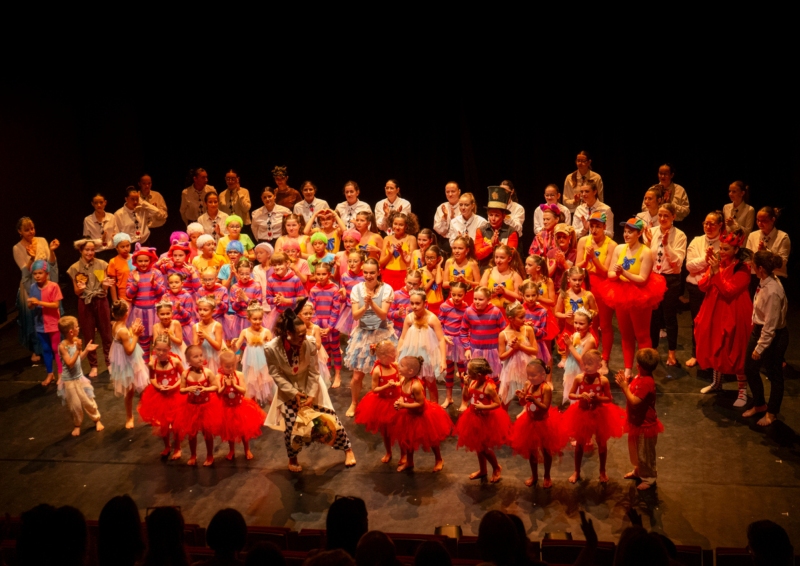 SHAKE SPECTACLE 2026